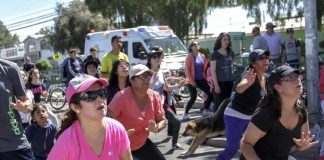 Baile entretenido se toma la plaza de armas de Coquimbo Baile entretenido se toma la plaza de armas de Coquimbo