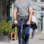 Hugh Jackman-scooter