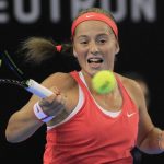 ostapenko jugando