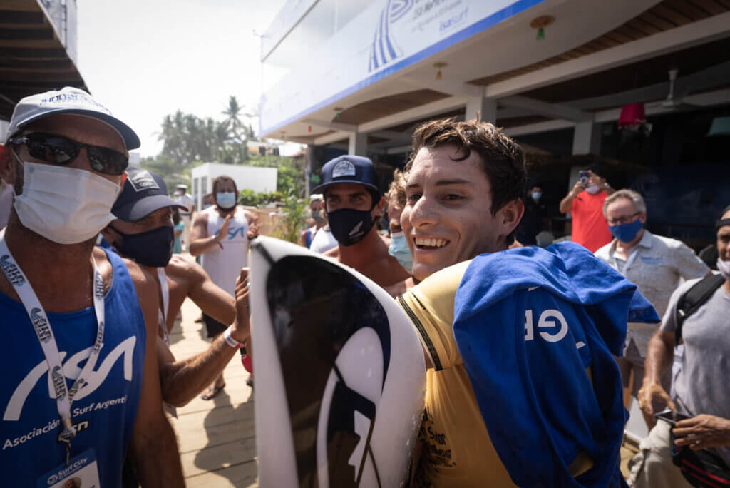 Las sonrisas del surf latino tras los ISA World Surfing Games El Salvador 2021
