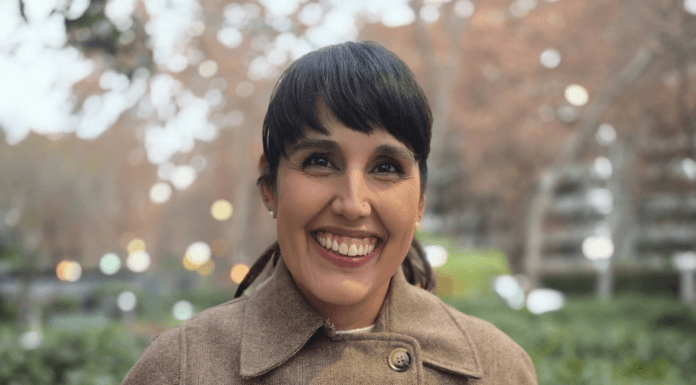 Chile inaugura su primer Salón de la Fama de Maratón de Natación con históricos reconocimientos a Víctor “Tiburón” Contreras y Bárbara Hernández
